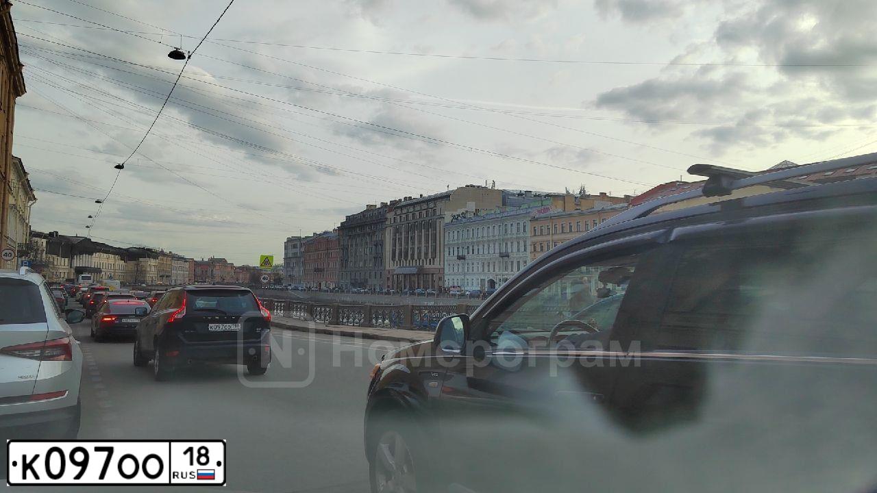 Фото автомобиля KIA CEE'D, 2011 — госномер К097ОО18. Цвет: СЕРЕБРИСТЫЙ
