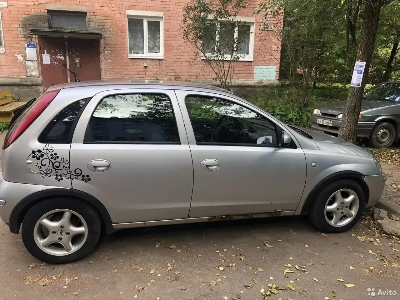 Фото автомобиля LADA 211540 LADA SAMARA, 2009 — госномер Е776ТТ69. Цвет: СРЕДНИЙ СЕРО-ЗЕЛЕНЫЙ МЕТ.
