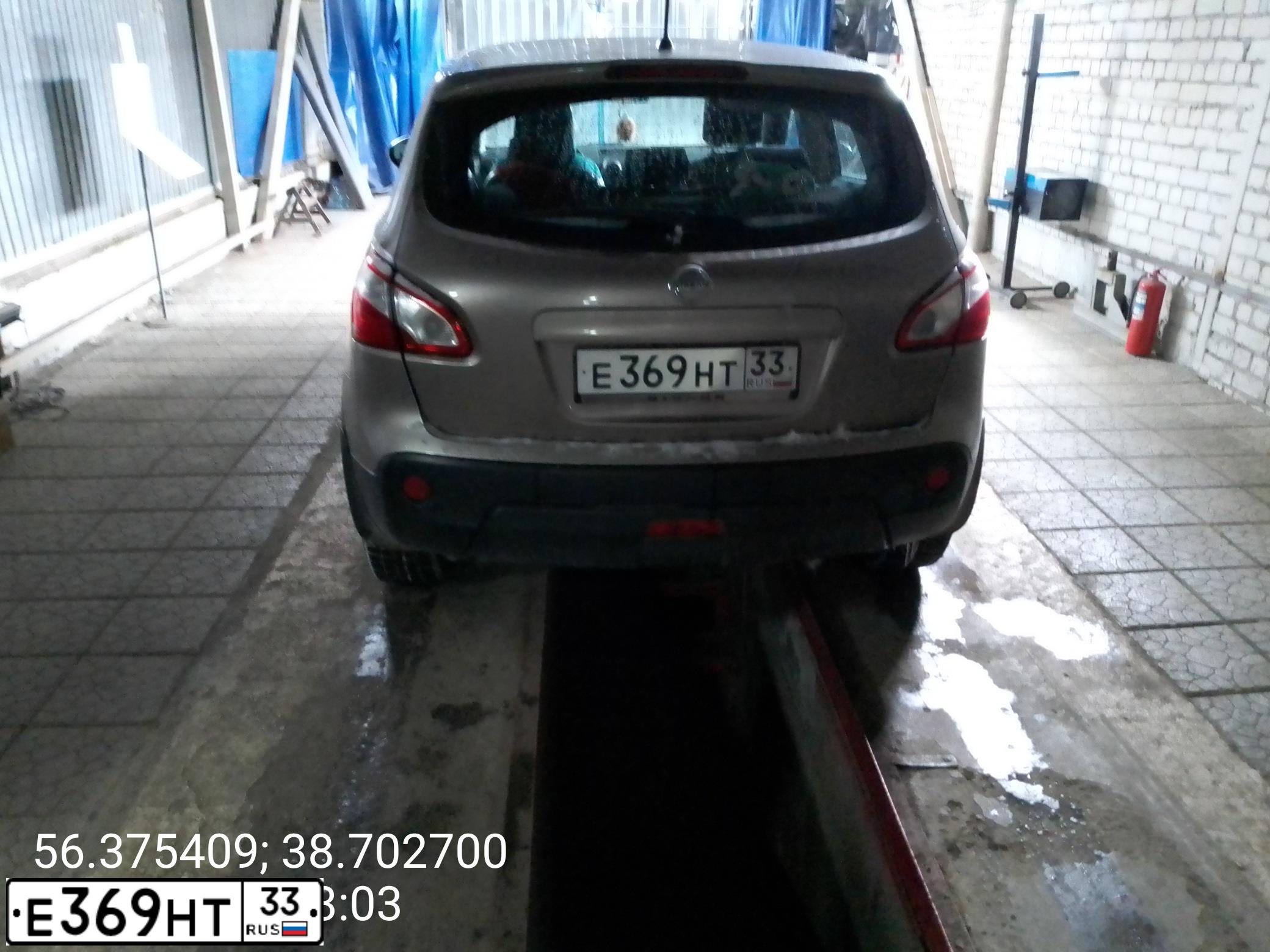 Фото автомобиля NISSAN QASHQAI, 2012 — госномер Е369НТ33. Цвет: СВЕТЛО-КОРИЧНЕВЫЙ