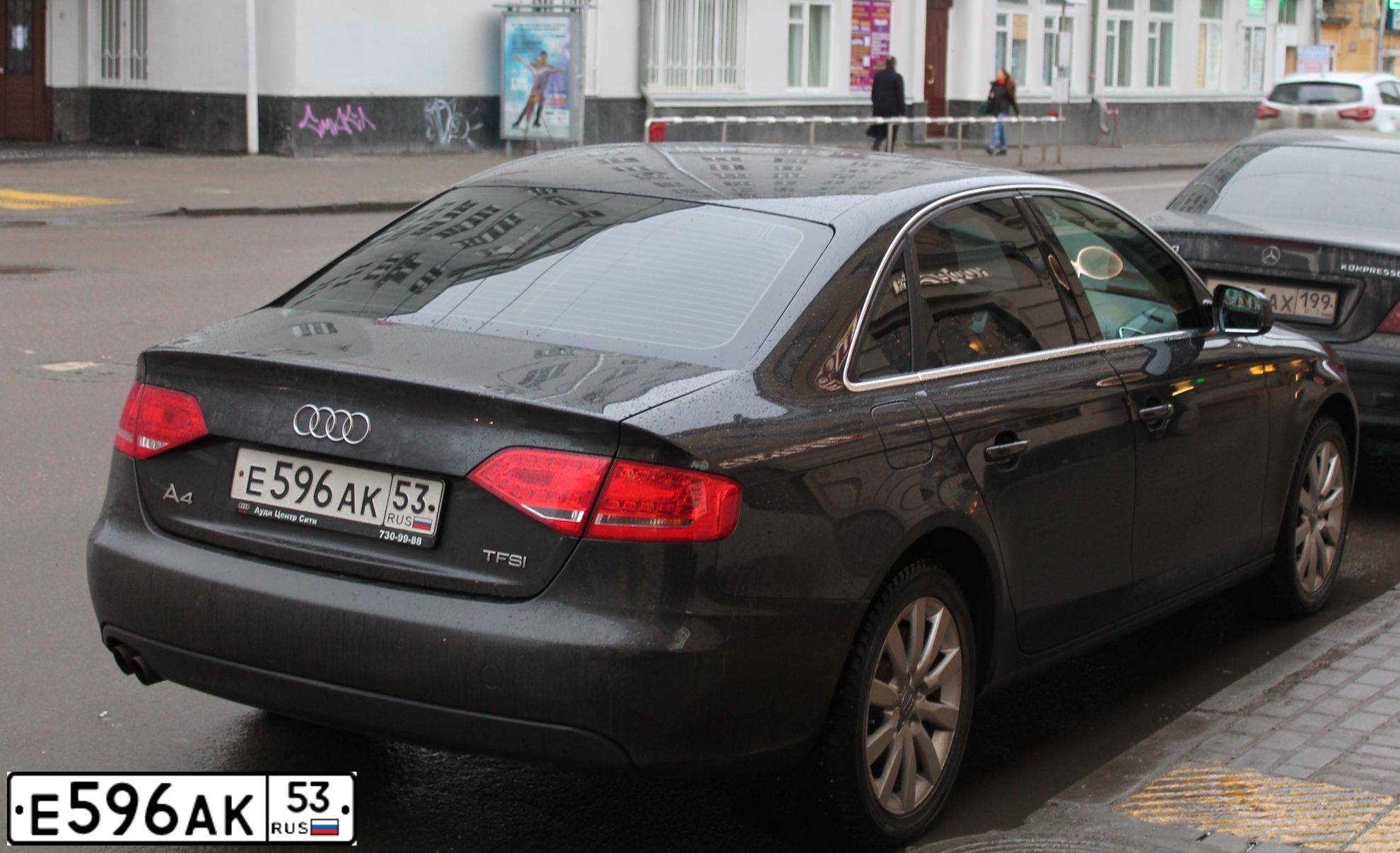Фото автомобиля AUDI A4, 2010 — госномер М496АУ35. Цвет: ЧЕРНО-СЕРЫЙ