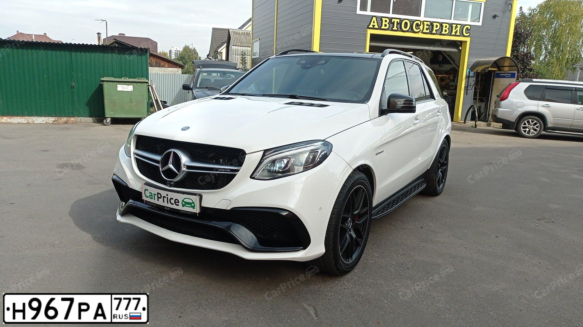 Фото автомобиля MERCEDES GLE-KLASSE, 2015 — госномер О240АС550. Цвет: Белый