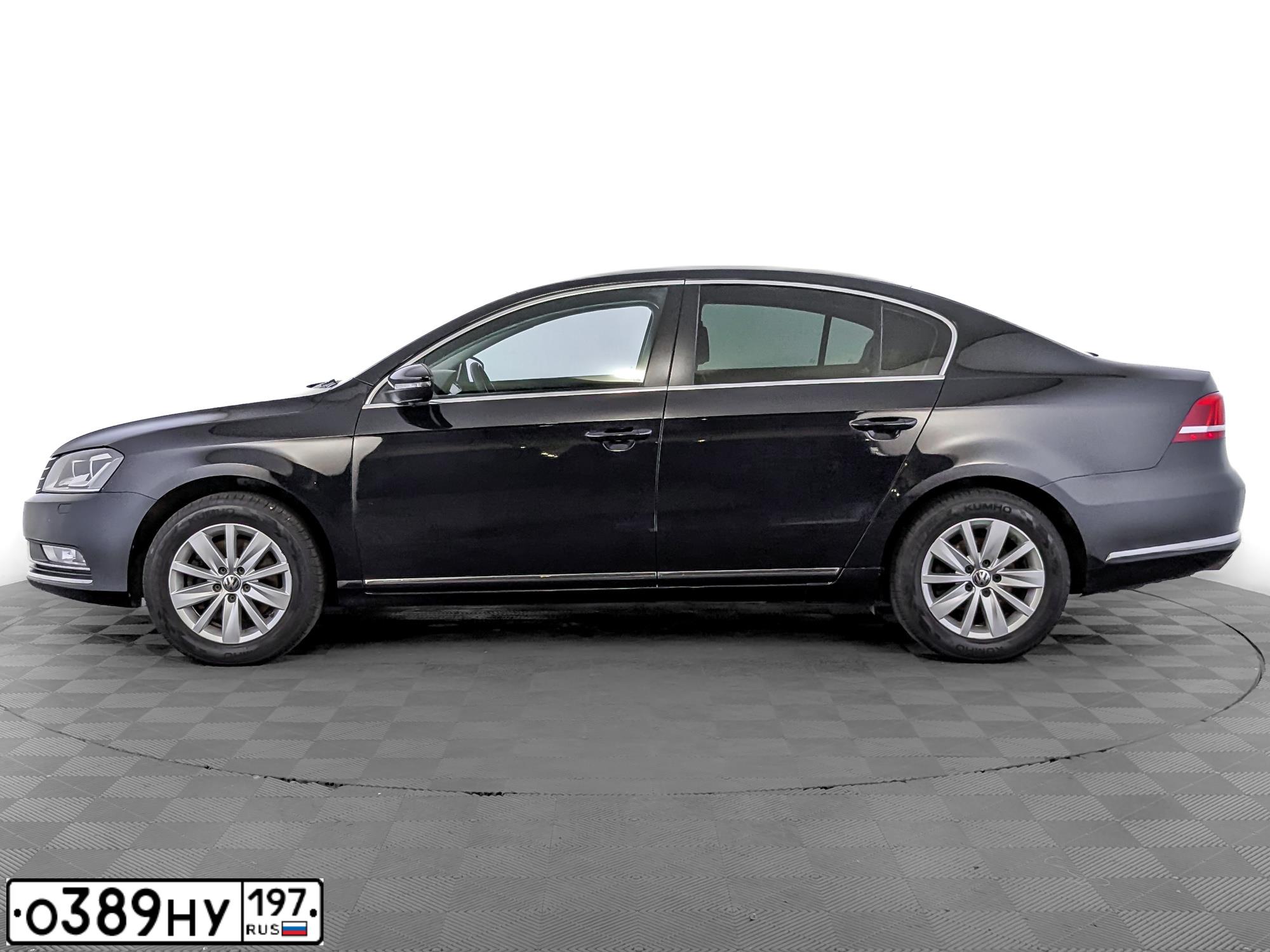 Фото автомобиля VOLKSWAGEN PASSAT, 2011 — госномер Р544ЕР550. Цвет: ЧЕРНЫЙ