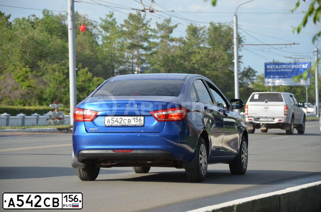 Фото автомобиля LADA VESTA GFL110, 2021 — госномер А542СВ156. Цвет: синий