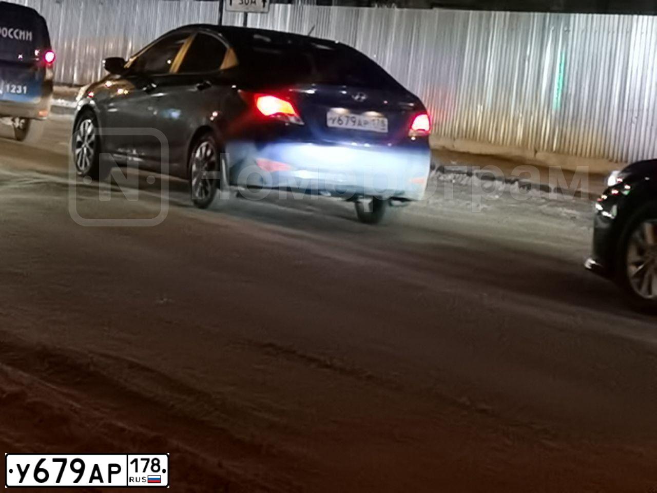 Фото автомобиля HYUNDAI SOLARIS, 2015 — госномер У679АР178. Цвет: СИНИЙ