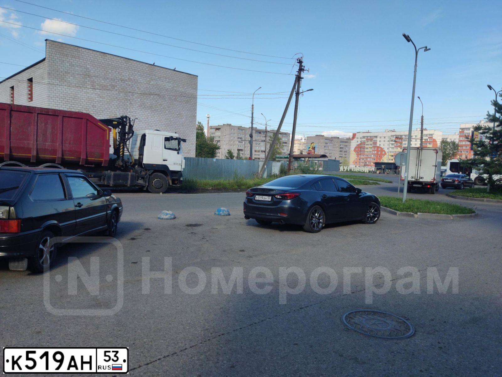 Фото автомобиля MAZDA 6, 2017 — госномер К519АН53. Цвет: СЕРЫЙ