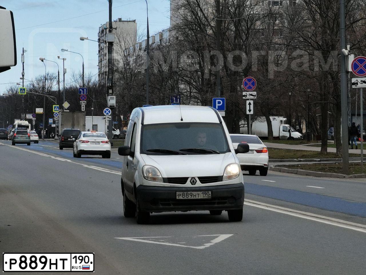 Фото автомобиля RENAULT KANGOO, 2008 — госномер Т774КА774. Цвет: Белый
