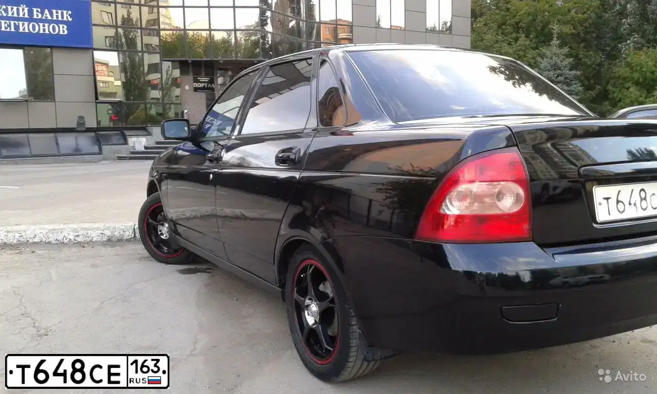 Фото автомобиля LADA 2170 PRIORA, 2009 — госномер А677УО163. Цвет: Сине-Черный