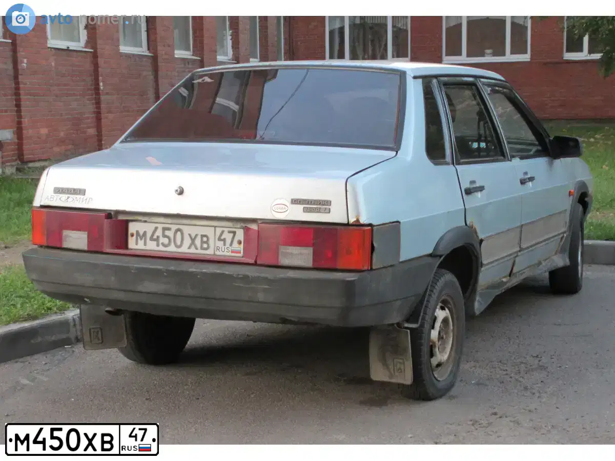 Фото автомобиля LADA 2109 SAMARA, 2001 — госномер М450ХВ47. Цвет: СЕРО-ГОЛУБОЙ