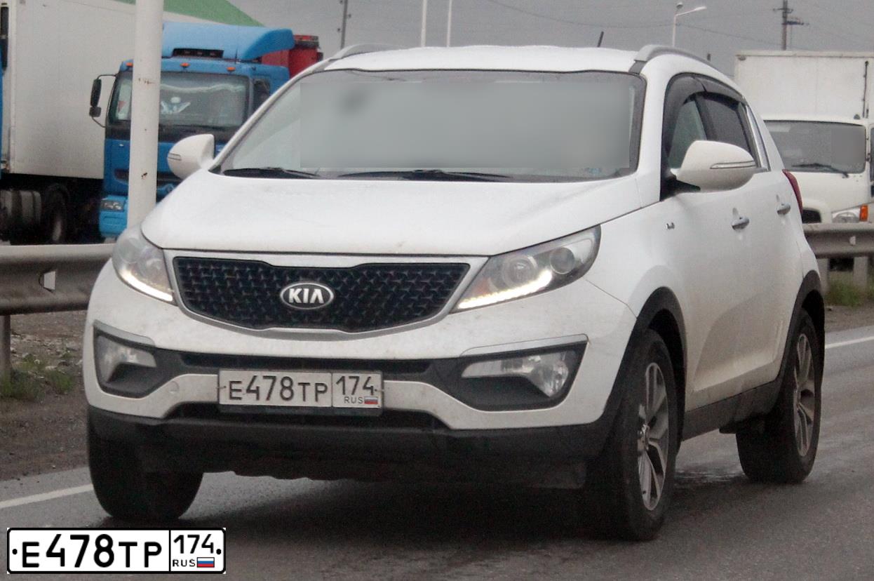 Фото автомобиля KIA SPORTAGE, 2015 — госномер А317ХТ702. Цвет: Белый