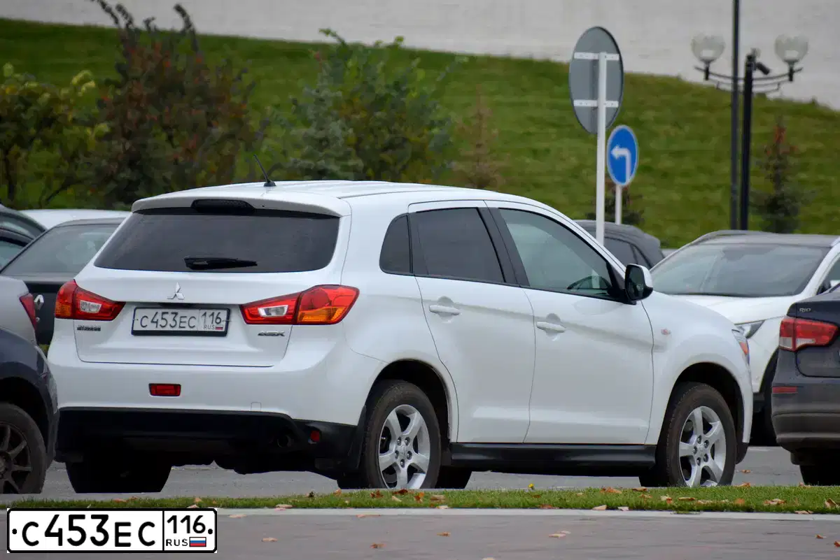 Фото автомобиля MITSUBISHI ASX, 2012 — госномер М226МУ73. Цвет: Белый
