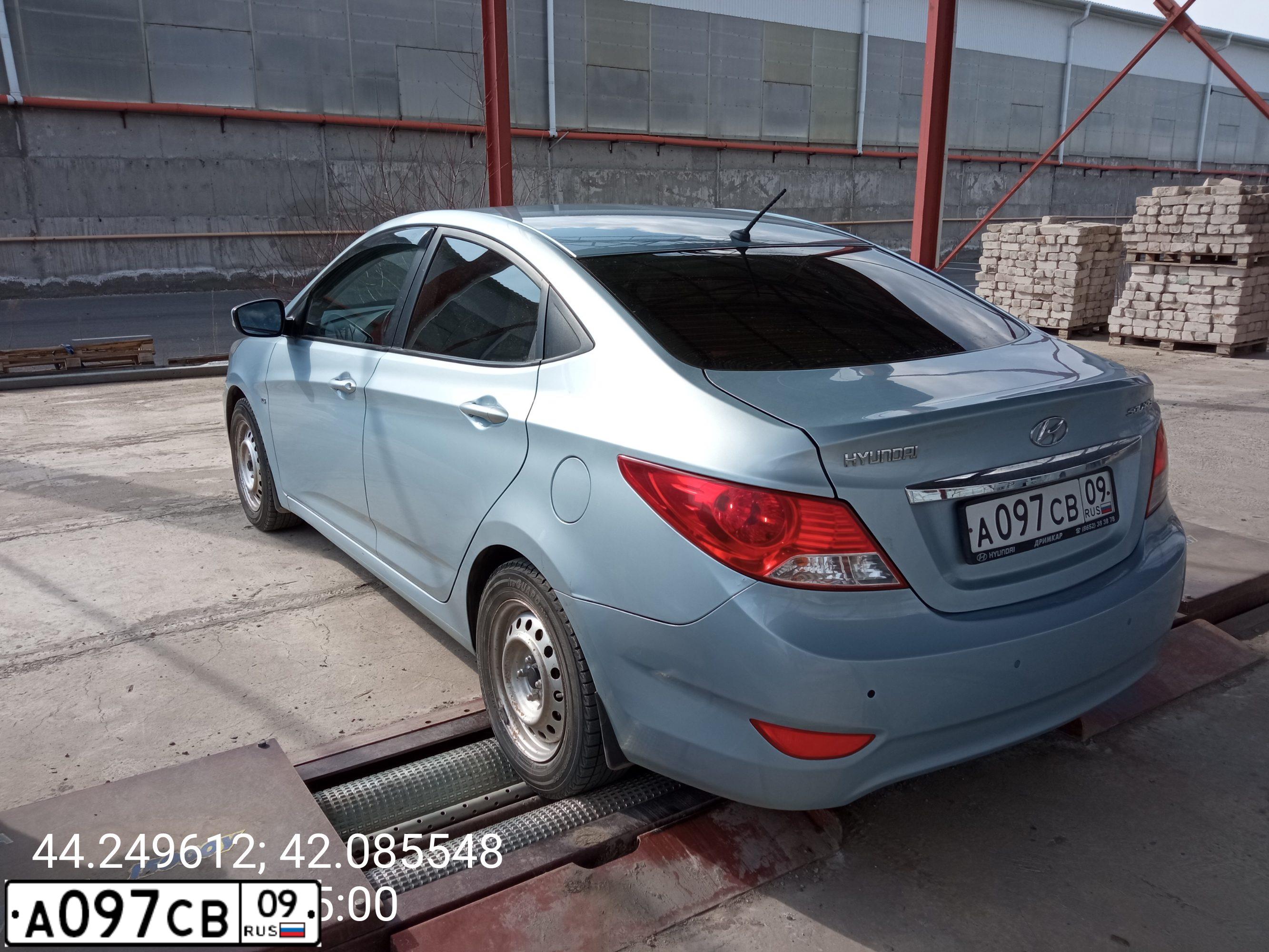 Фото автомобиля HYUNDAI SOLARIS, 2012 — госномер В765СУ09