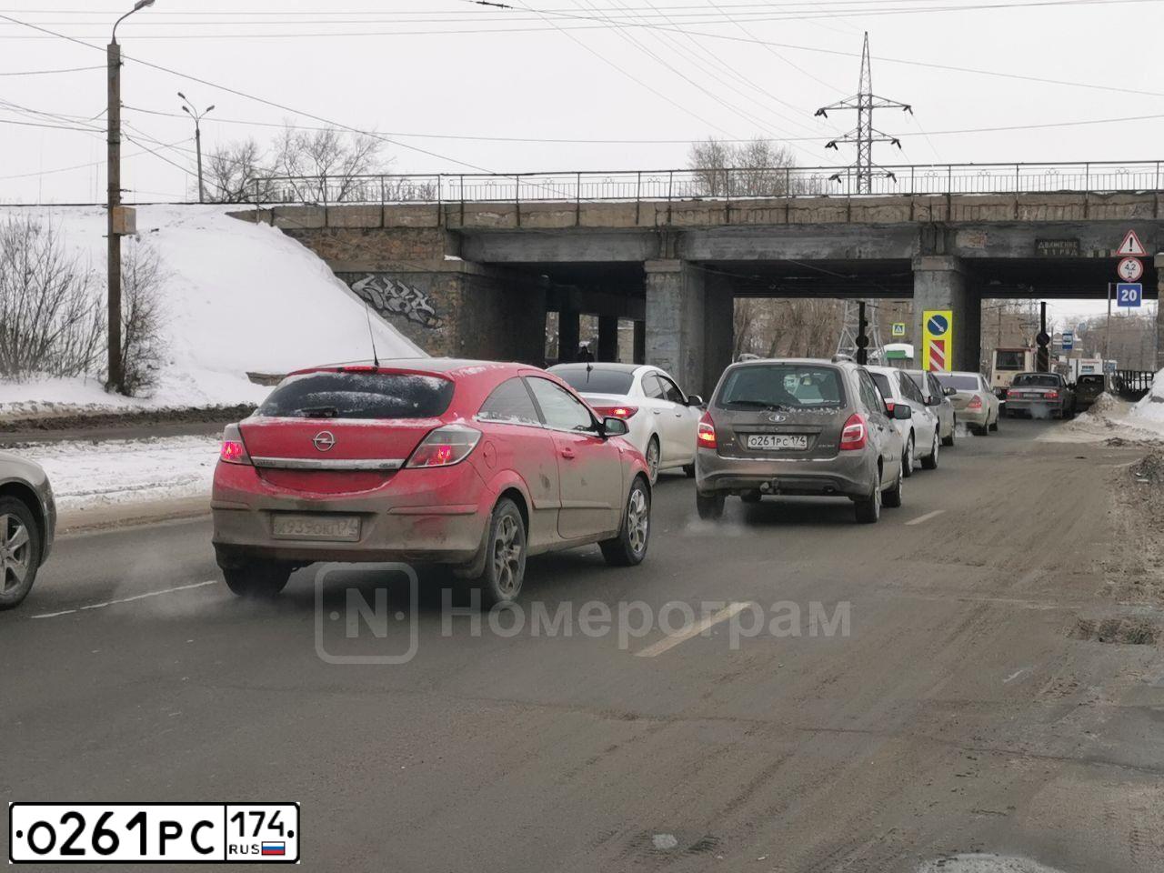 Фото автомобиля LADA 2194 KALINA, 2015 — госномер О261РС174. Цвет: КОРИЧНЕВЫЙ