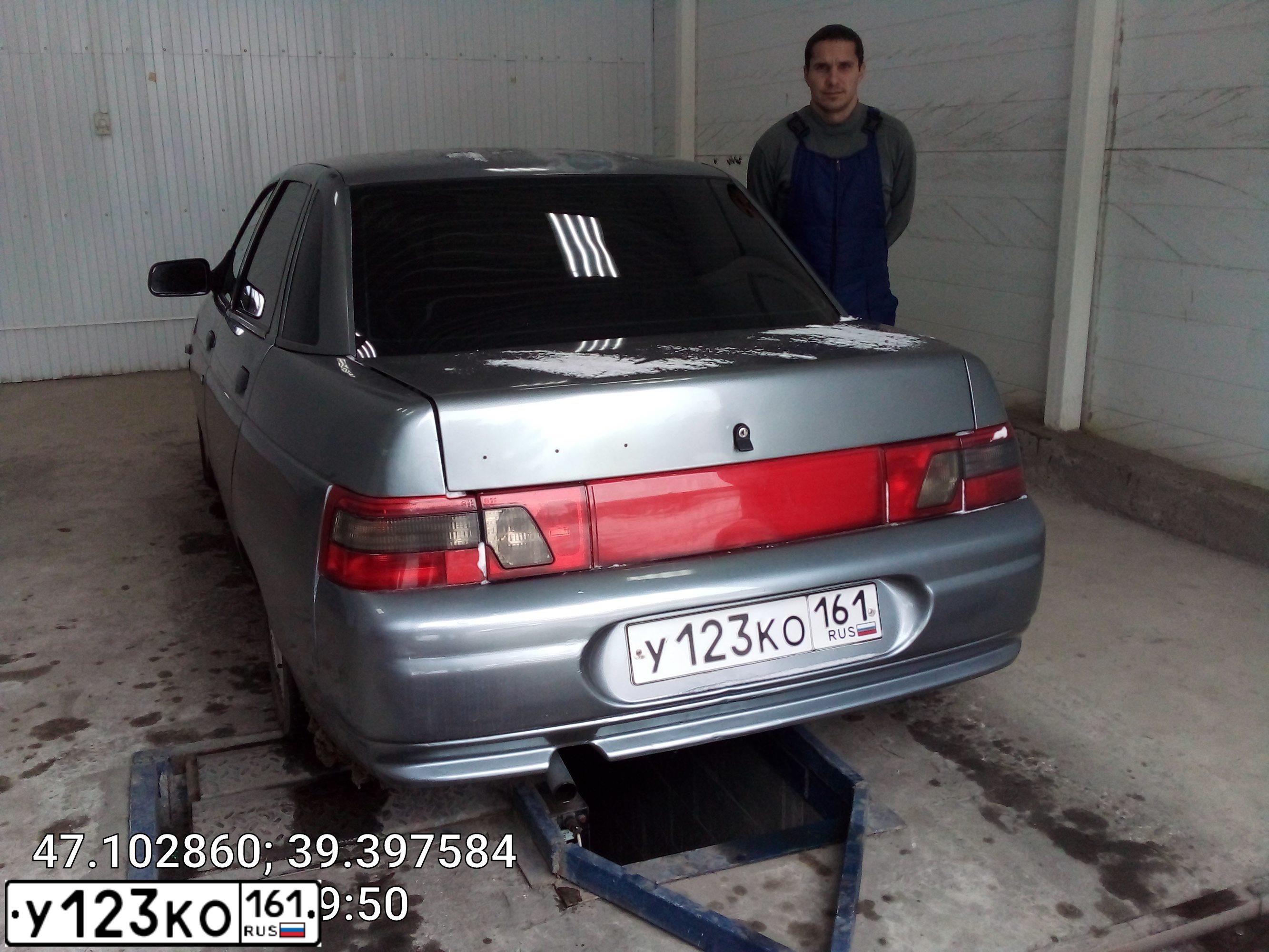 Фото автомобиля LADA 2110, 2005 — госномер У123КО161. Цвет: СЕРО-ЗЕЛЕНЫЙ МЕТАЛЛИ
