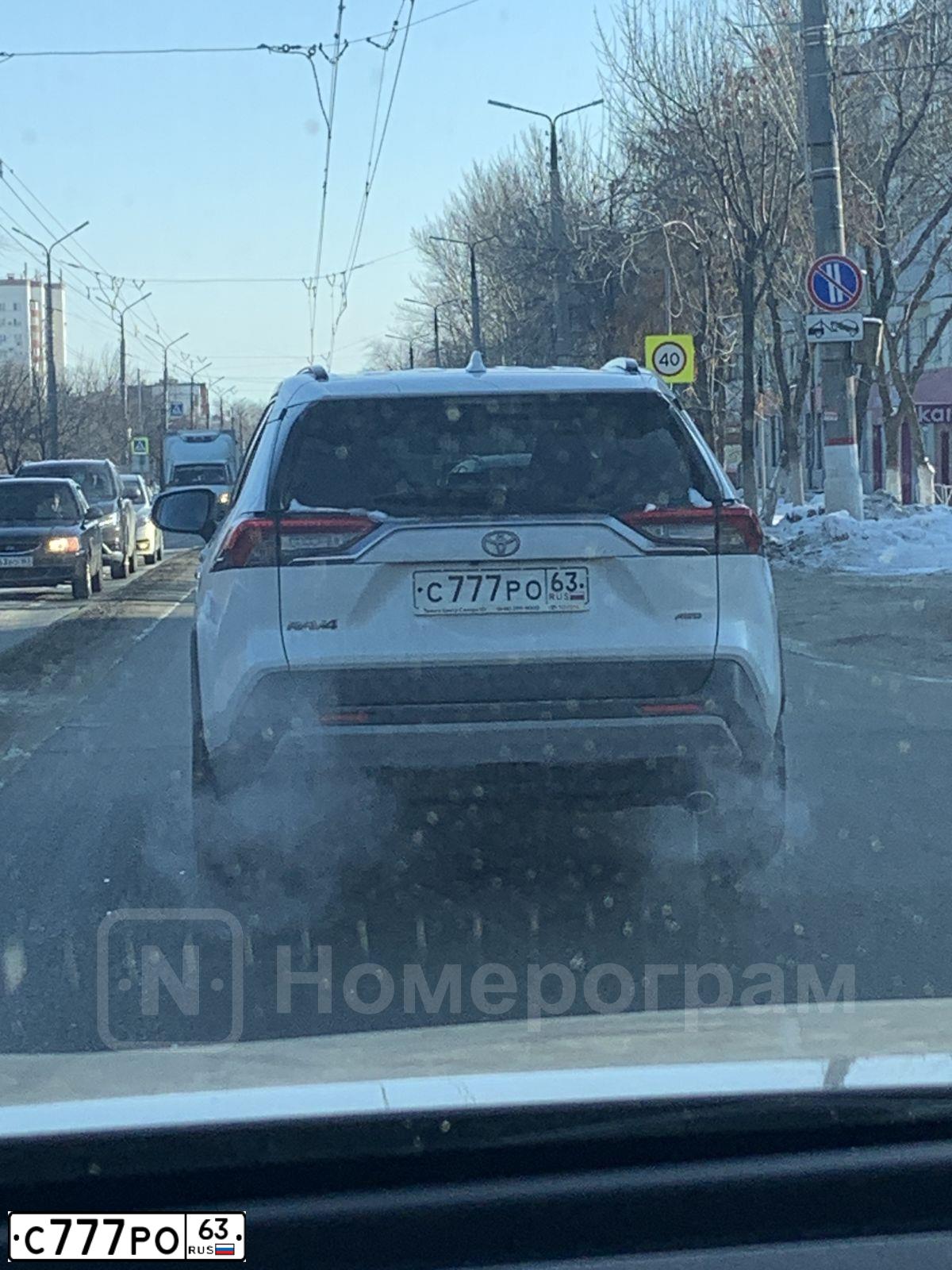Фото автомобиля FORD EXPLORER, 2013 — госномер А629ТС763. Цвет: ЧЕРНЫЙ