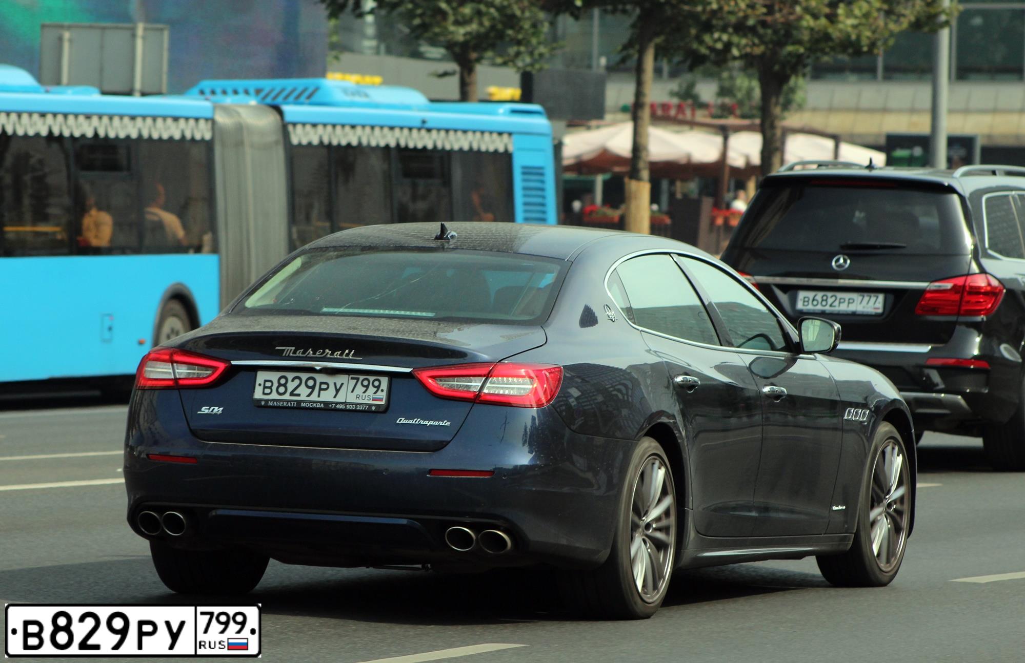 Фото автомобиля MASERATI QUATTROPORTE, 2019 — госномер В829РУ799. Цвет: ТЕМНО-СИНИЙ