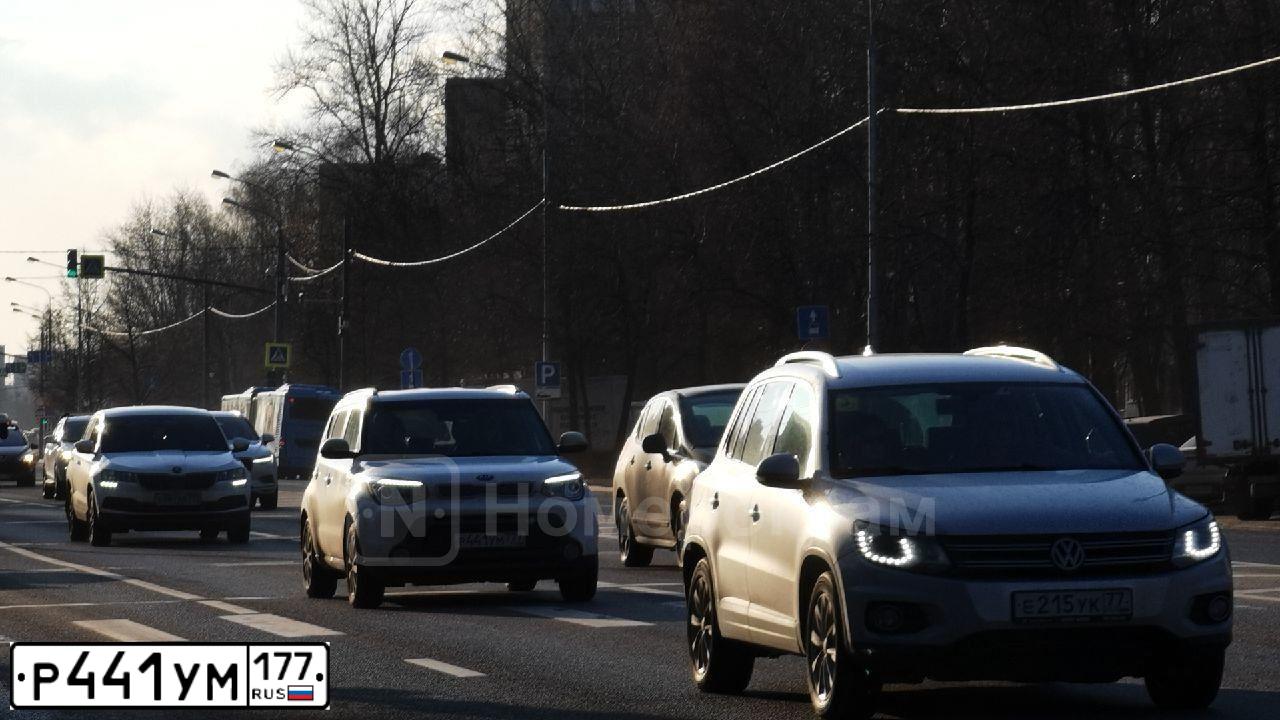 Фото автомобиля NISSAN ALMERA, 2007 — госномер У144ММ790. Цвет: ЧЕРНЫЙ