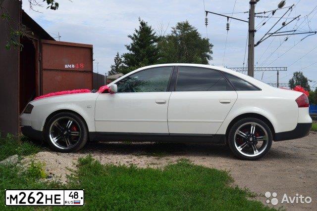 Фото автомобиля AUDI A6, 1998 — госномер М262НЕ48. Цвет: БЕЛЫЙ