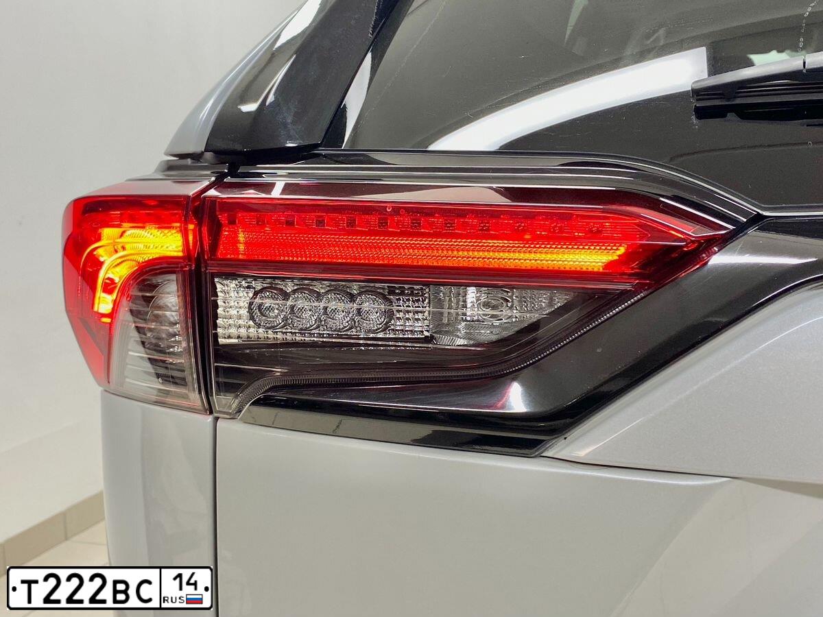Фото автомобиля TOYOTA RAV4, 2019 — госномер М080ОН35. Цвет: Белый