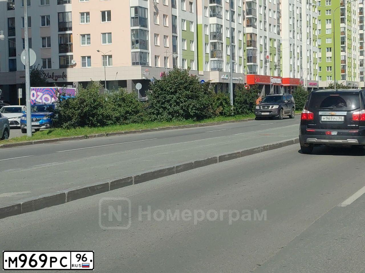 Фото автомобиля LADA GRANTA, 2012 — госномер О770ЕТ774