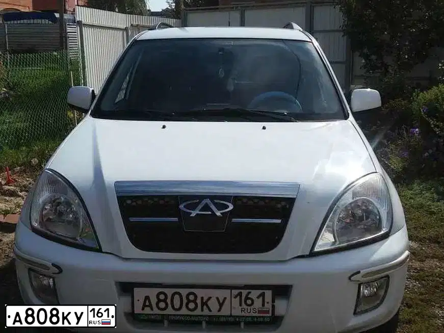Фото автомобиля CHERY TIGGO, 2014 — госномер В740ЕВ761. Цвет: Белый