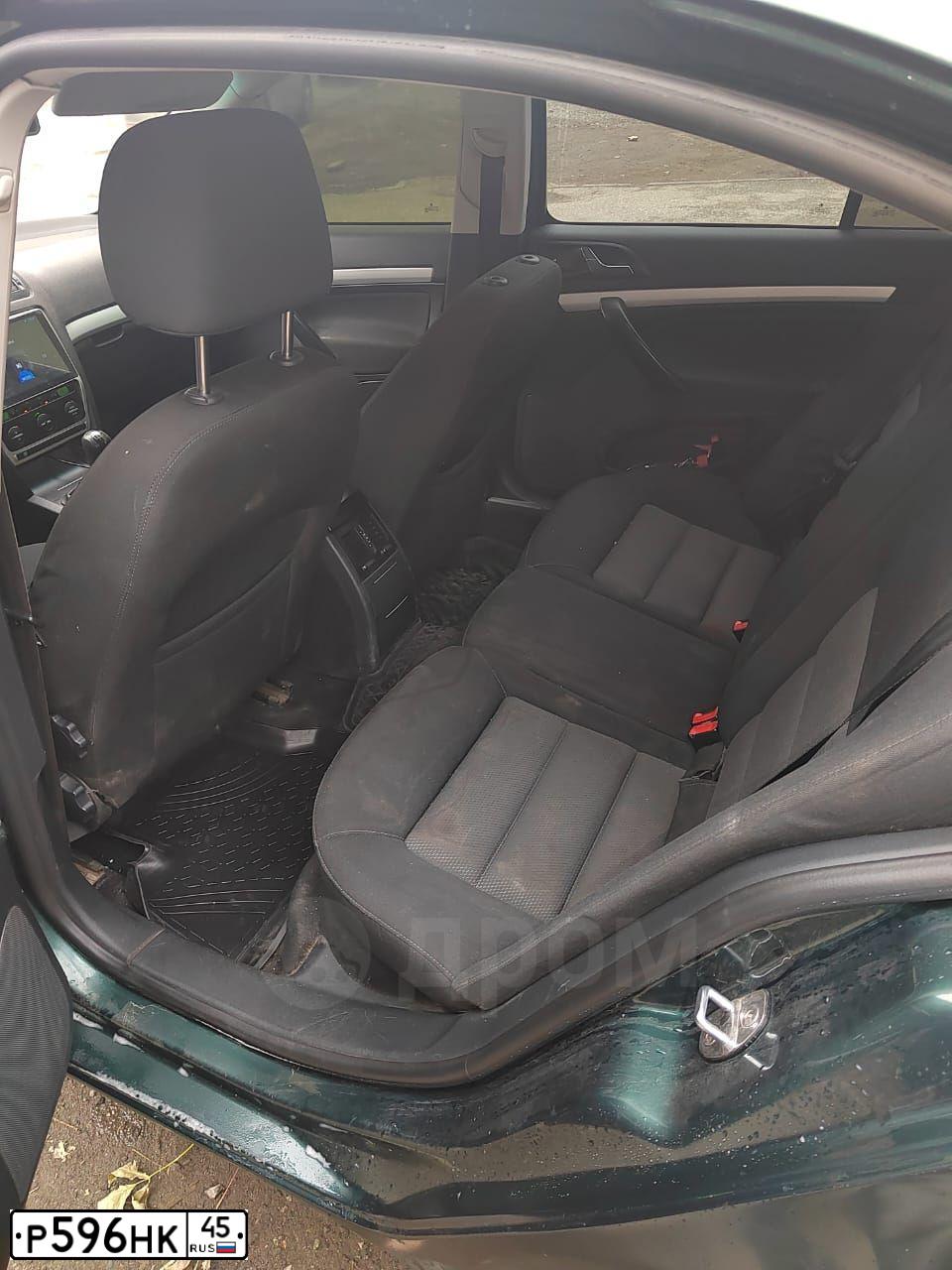 Фото автомобиля SKODA OCTAVIA, 2008 — госномер С426ЕО45. Цвет: ЗЕЛЕНЫЙ