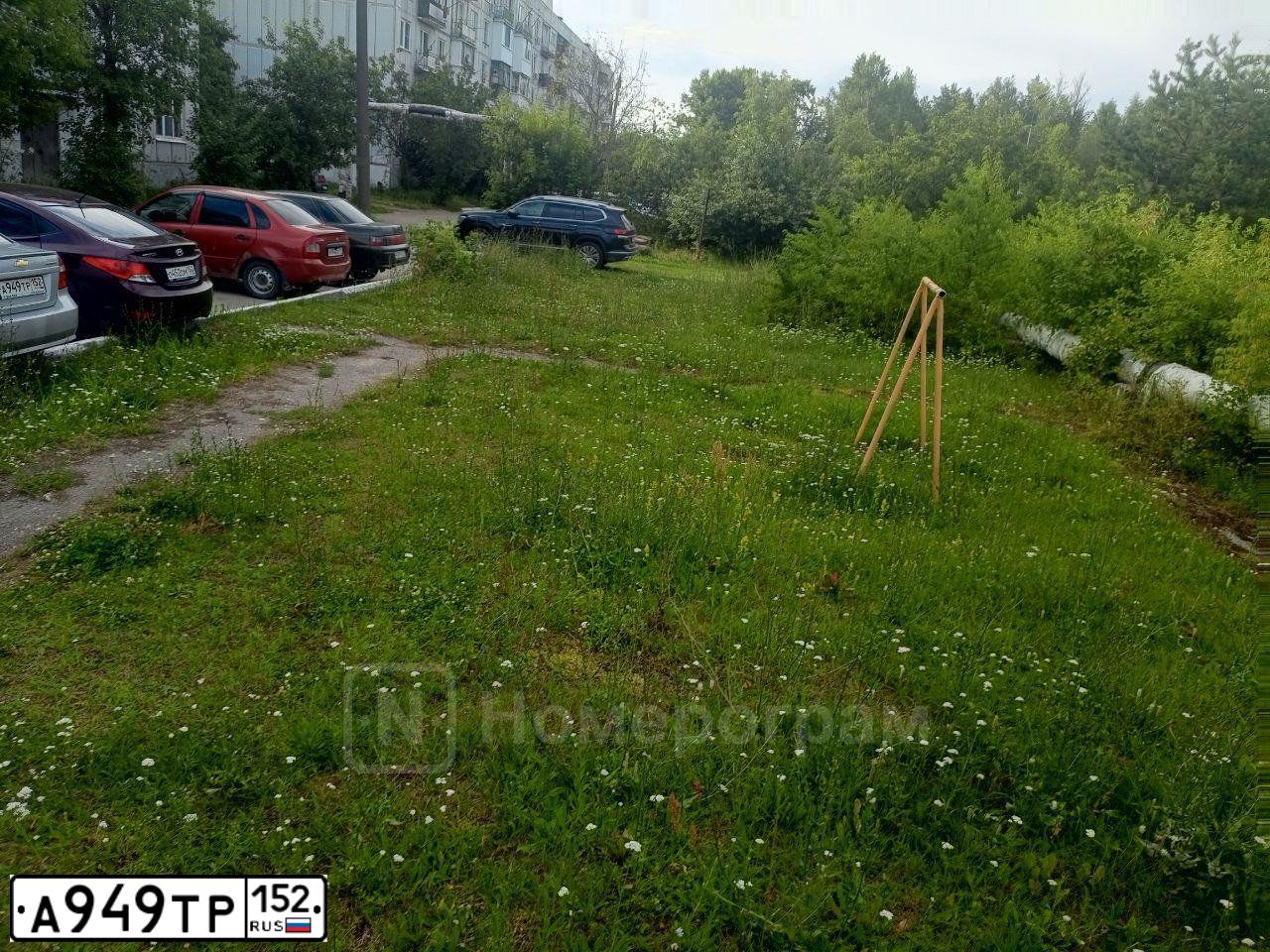 Фото автомобиля CHEVROLET AVEO, 2010 — госномер А949ТР152. Цвет: СЕРЕБРИСТЫЙ
