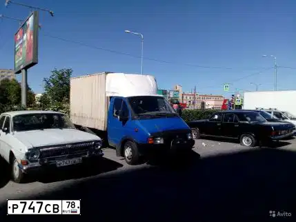 Фото автомобиля GAZ 24 WOLGA, 1991 — госномер Р747СВ78. Цвет: СВЕТЛО-СЕРЫЙ