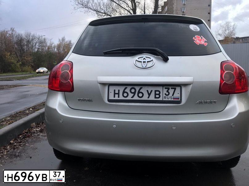 Фото автомобиля TOYOTA AURIS, 2008 — госномер Н696УВ37. Цвет: СЕРЕБРИСТЫЙ