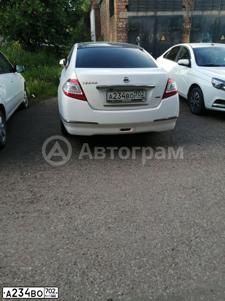 Фото автомобиля NISSAN TEANA, 2013 — госномер А234ВО702. Цвет: Белый