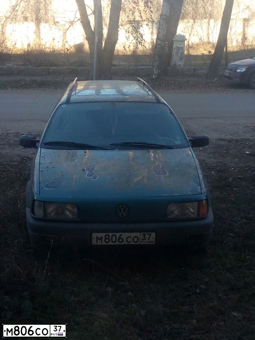Фото автомобиля VOLKSWAGEN PASSAT, 1991 — госномер М806СО37. Цвет: ЗЕЛЕНЫЙ