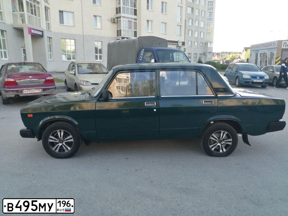 Фото автомобиля DAEWOO NEXIA, 2008 — госномер В495МУ196. Цвет: Красный