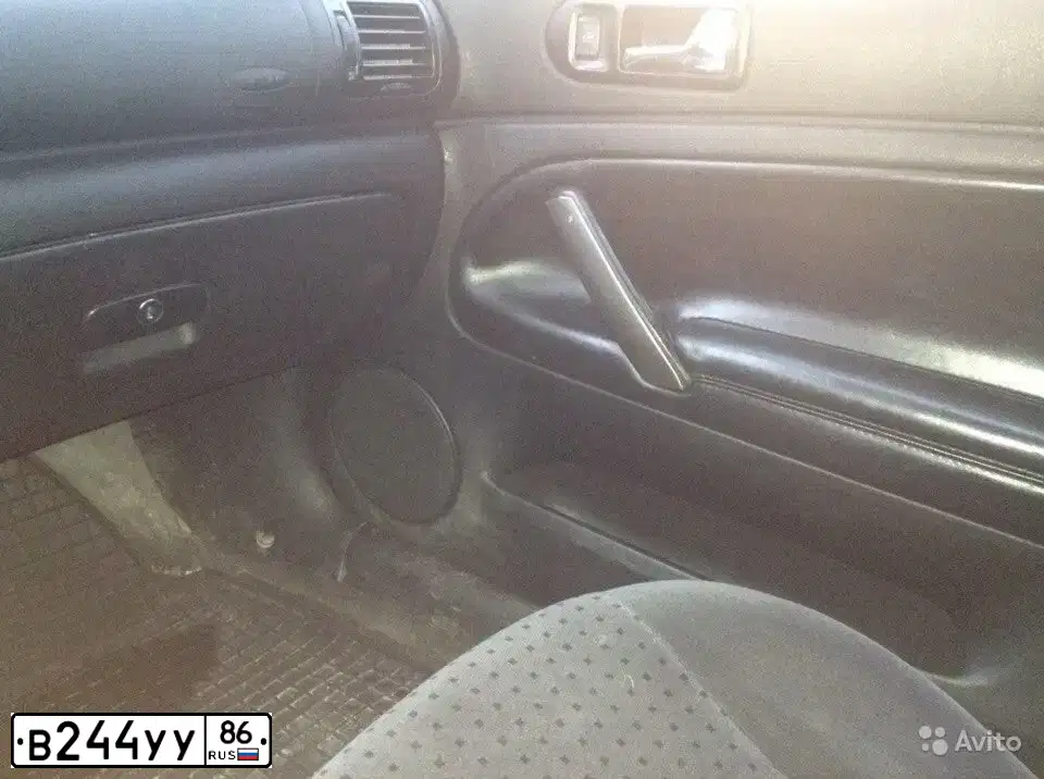 Фото автомобиля VOLKSWAGEN PASSAT, 1998 — госномер У809РТ102. Цвет: синий