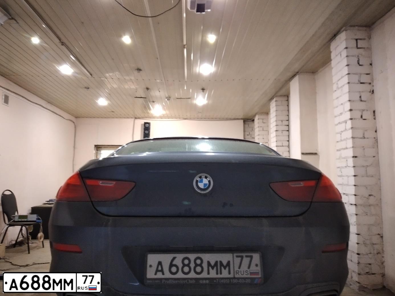 Фото автомобиля BMW SERIE 5, 2010 — госномер А688ММ77. Цвет: ЧЕРНЫЙ