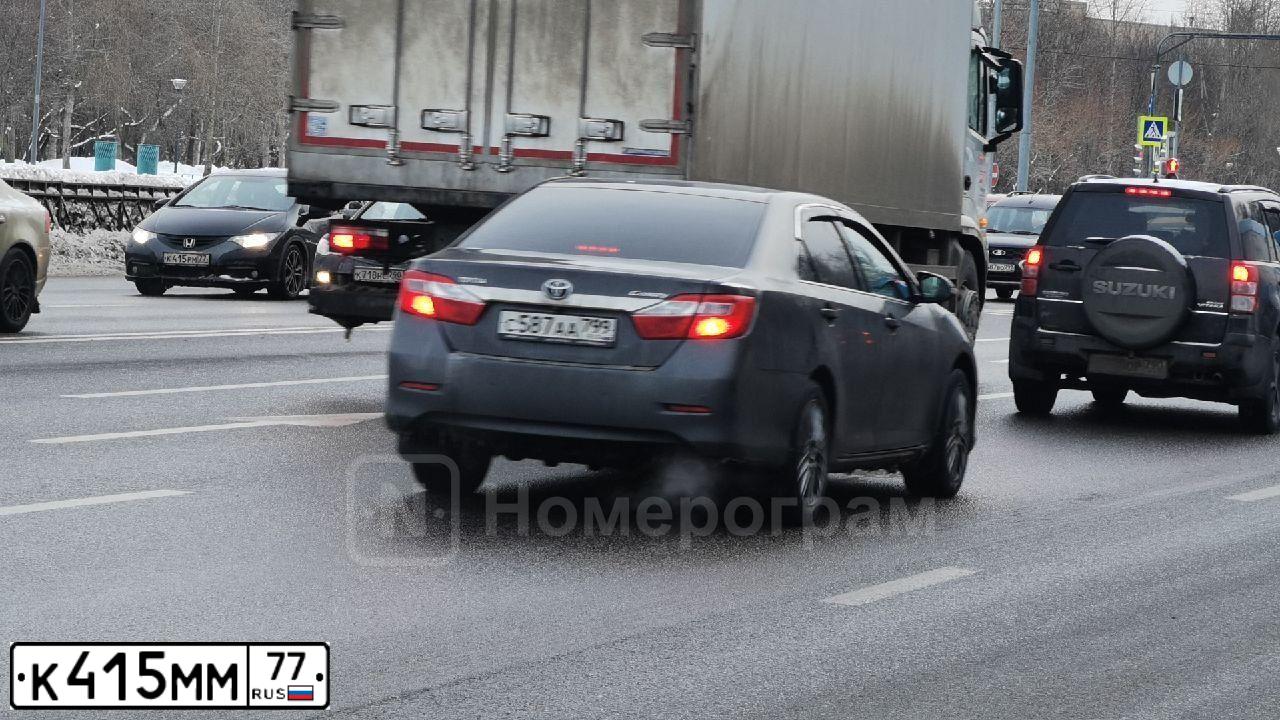 Фото автомобиля MERCEDES GL-KLASSE, 2006 — госномер О588НВ790. Цвет: ЧЕРНЫЙ