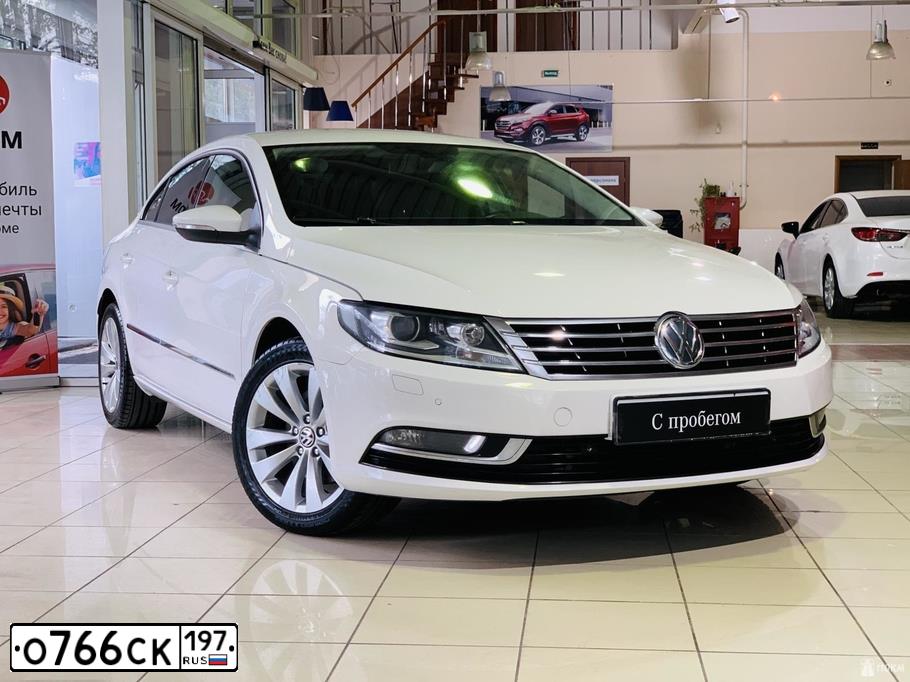 Фото автомобиля VOLKSWAGEN PASSAT, 2012 — госномер О818ВА32. Цвет: Белый
