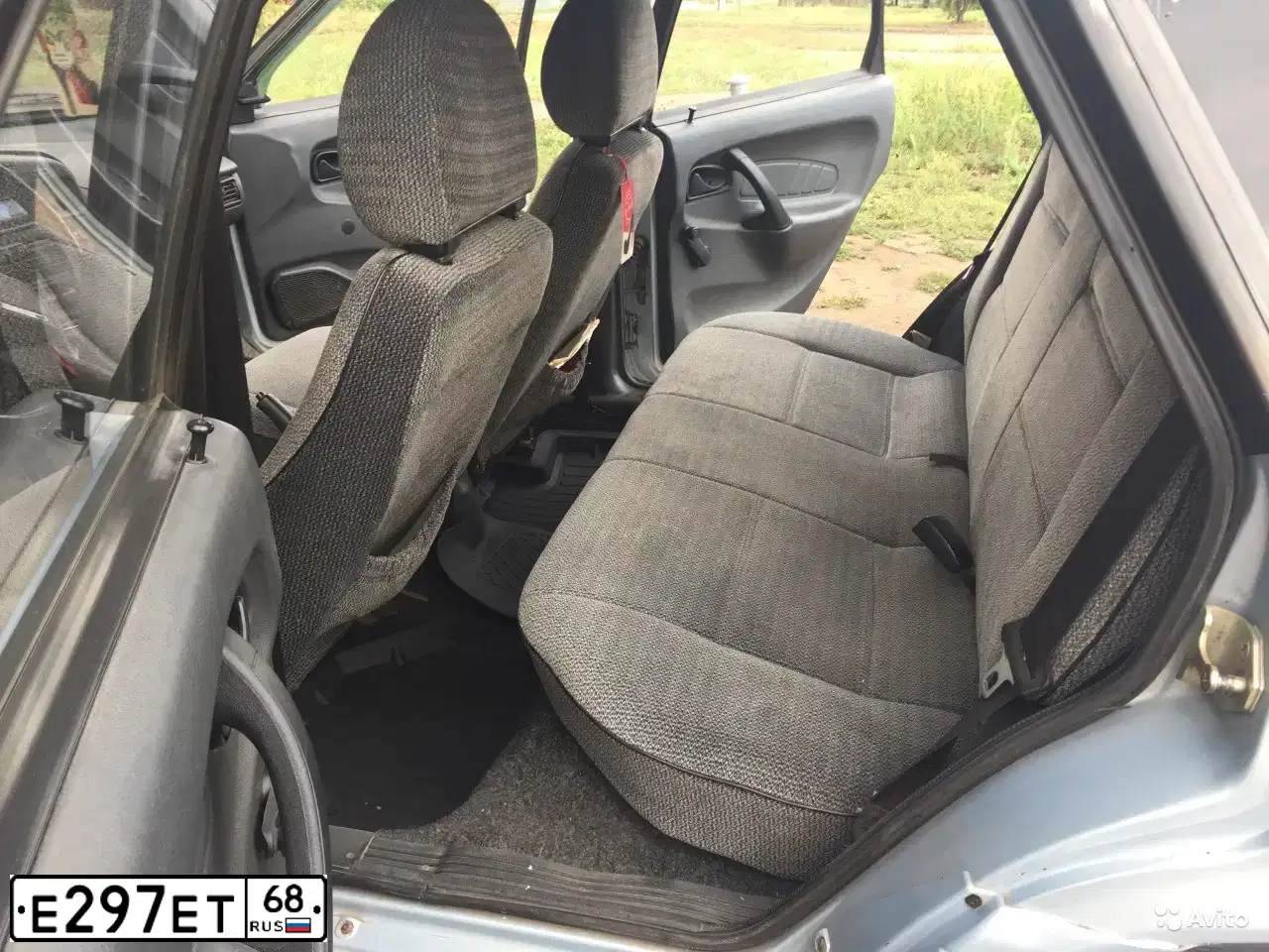 Фото автомобиля LADA 2115 SAMARA, 2004 — госномер Т313МА136. Цвет: СЕРЕБРИСТО-ЖЕЛТЫЙ