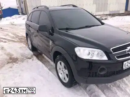 Фото автомобиля CHEVROLET CAPTIVA, 2008 — госномер М349ВО774. Цвет: ЧЕРНЫЙ