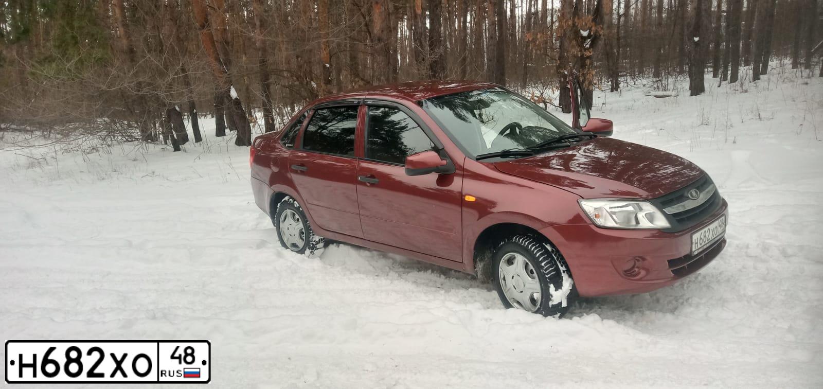 Фото автомобиля LADA 2190 GRANTA, 2012 — госномер К610ВА181. Цвет: СЕРЕБРИСТО - КРАСНЫЙ