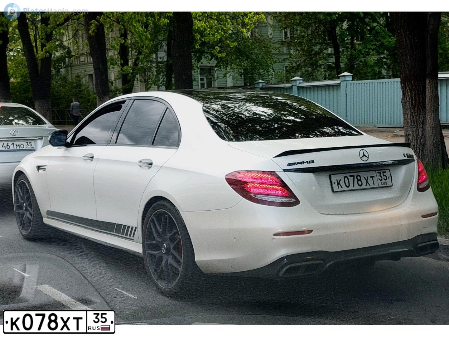Фото автомобиля MERCEDES E-KLASSE, 2018 — госномер К078ХТ35. Цвет: Белый