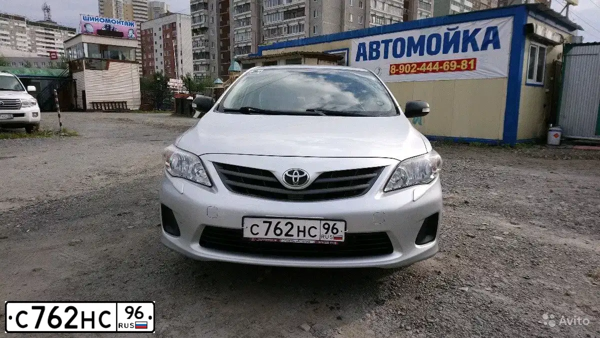 Фото автомобиля TOYOTA COROLLA, 2010 — госномер С762НС96. Цвет: СВЕТЛО-СЕРЫЙ