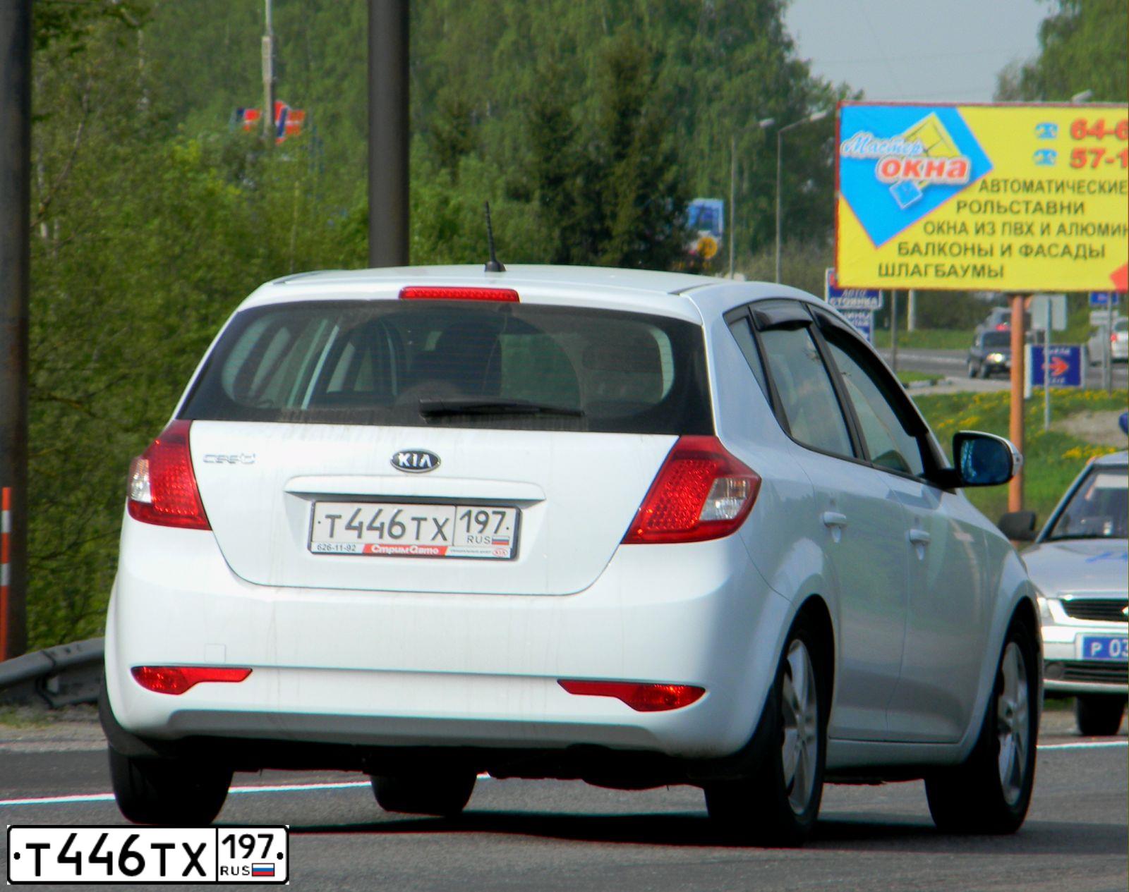 Фото автомобиля КИА ED(CEE`D), 2011 — госномер В752КВ180. Цвет: Белый