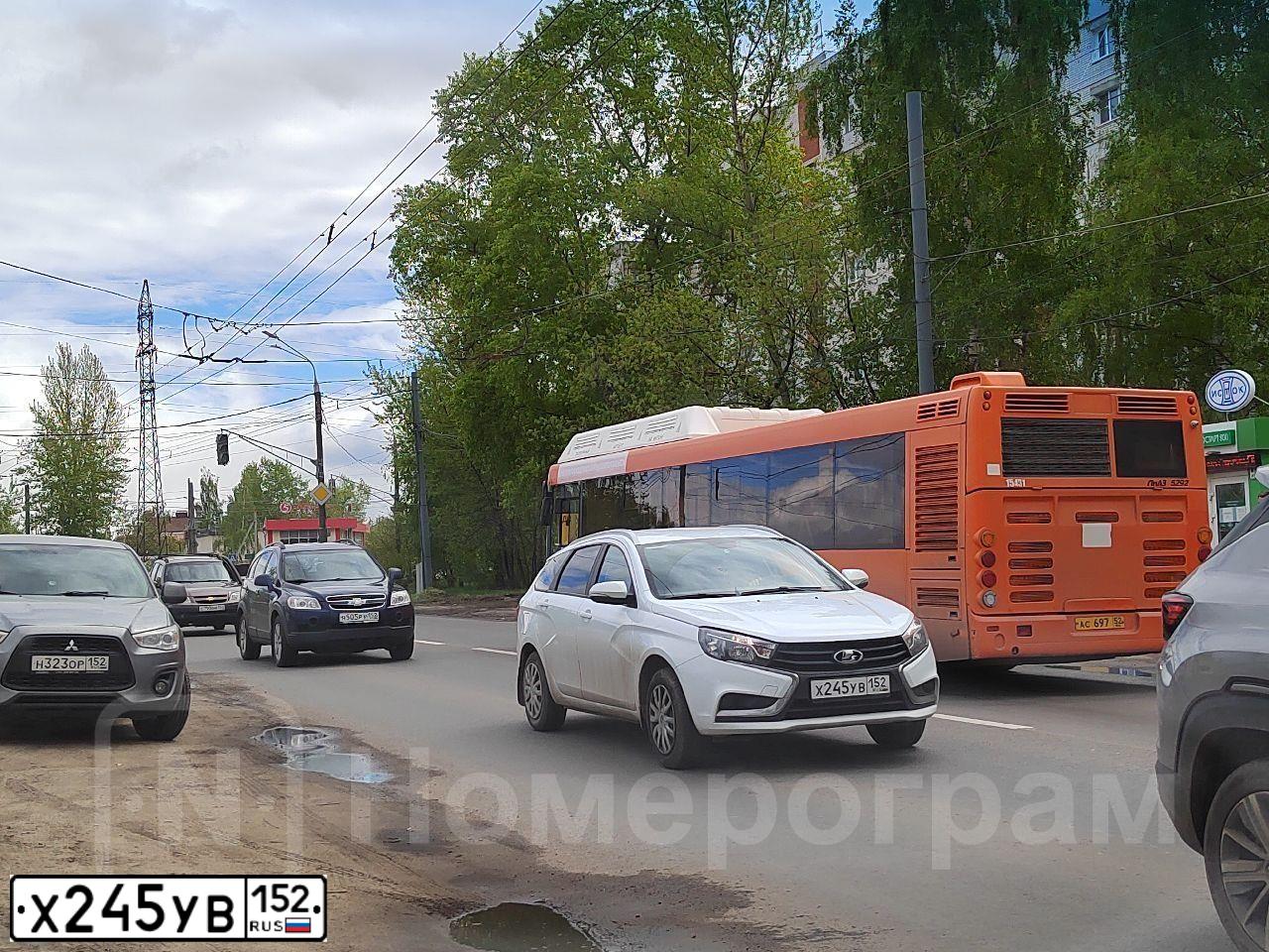 Фото автомобиля LADA VESTA, 2020 — госномер Х245УВ152. Цвет: Белый