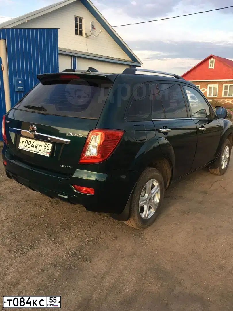 Фото автомобиля LIFAN X 60, 2014 — госномер Т084КС55. Цвет: Зеленый