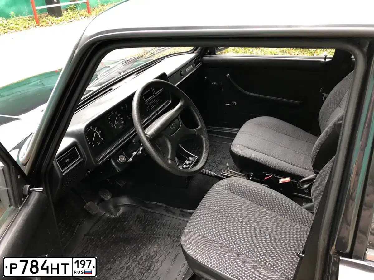 Фото автомобиля LADA 2104 LADA, 2002 — госномер Р784НТ197. Цвет: КРАСНЫЙ