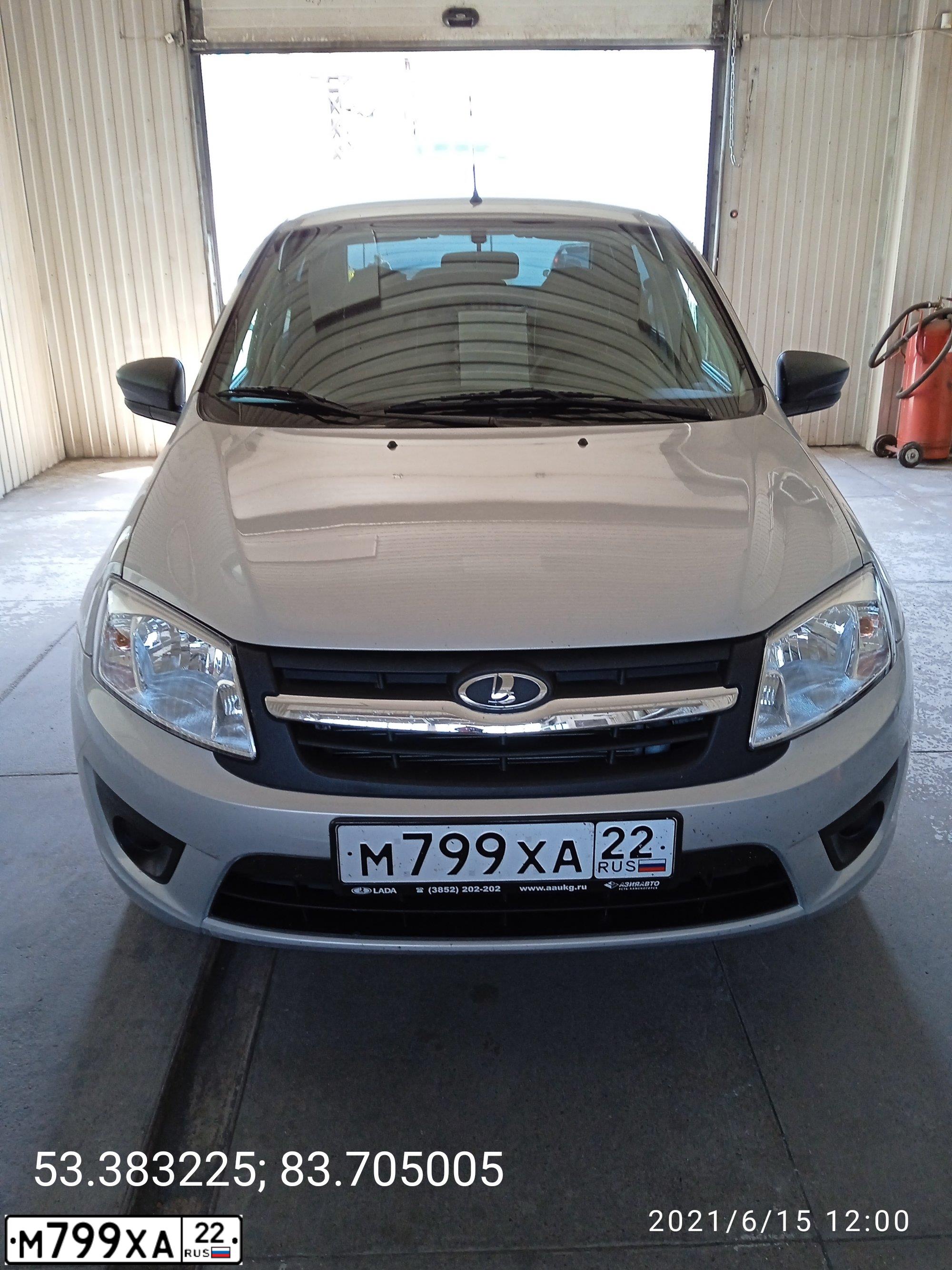 Фото автомобиля LADA 2190 GRANTA, 2016 — госномер М799ХА22. Цвет: Серебристый