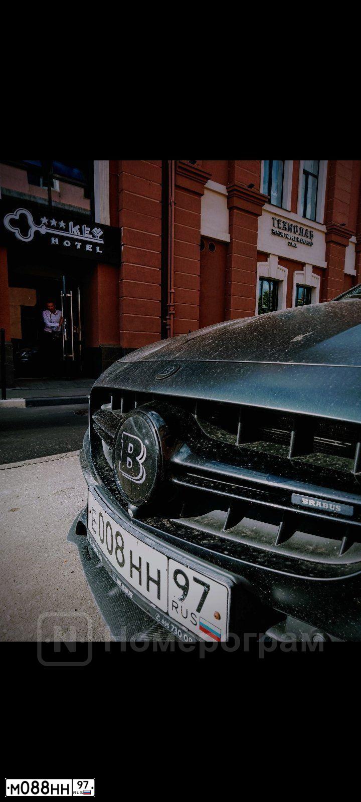 Фото автомобиля LADA 2109 SAMARA, 2004 — госномер М088НН97. Цвет: ЧЕРНЫЙ
