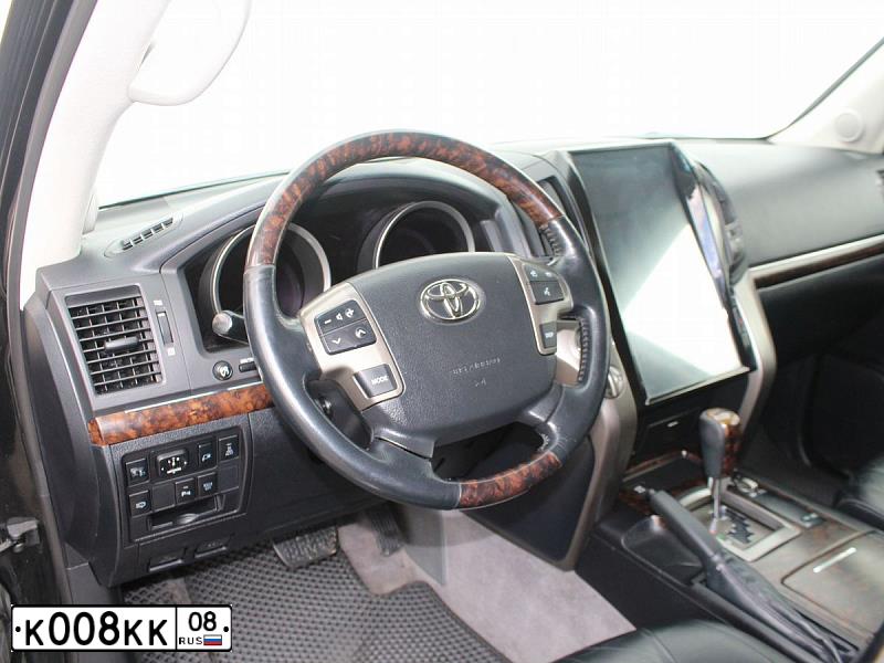 Фото автомобиля TOYOTA CAMRY, 2011 — госномер К008КК08. Цвет: ЧЕРНЫЙ