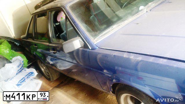 Фото автомобиля VOLKSWAGEN PASSAT, 1984 — госномер М411КР93. Цвет: СИНИЙ