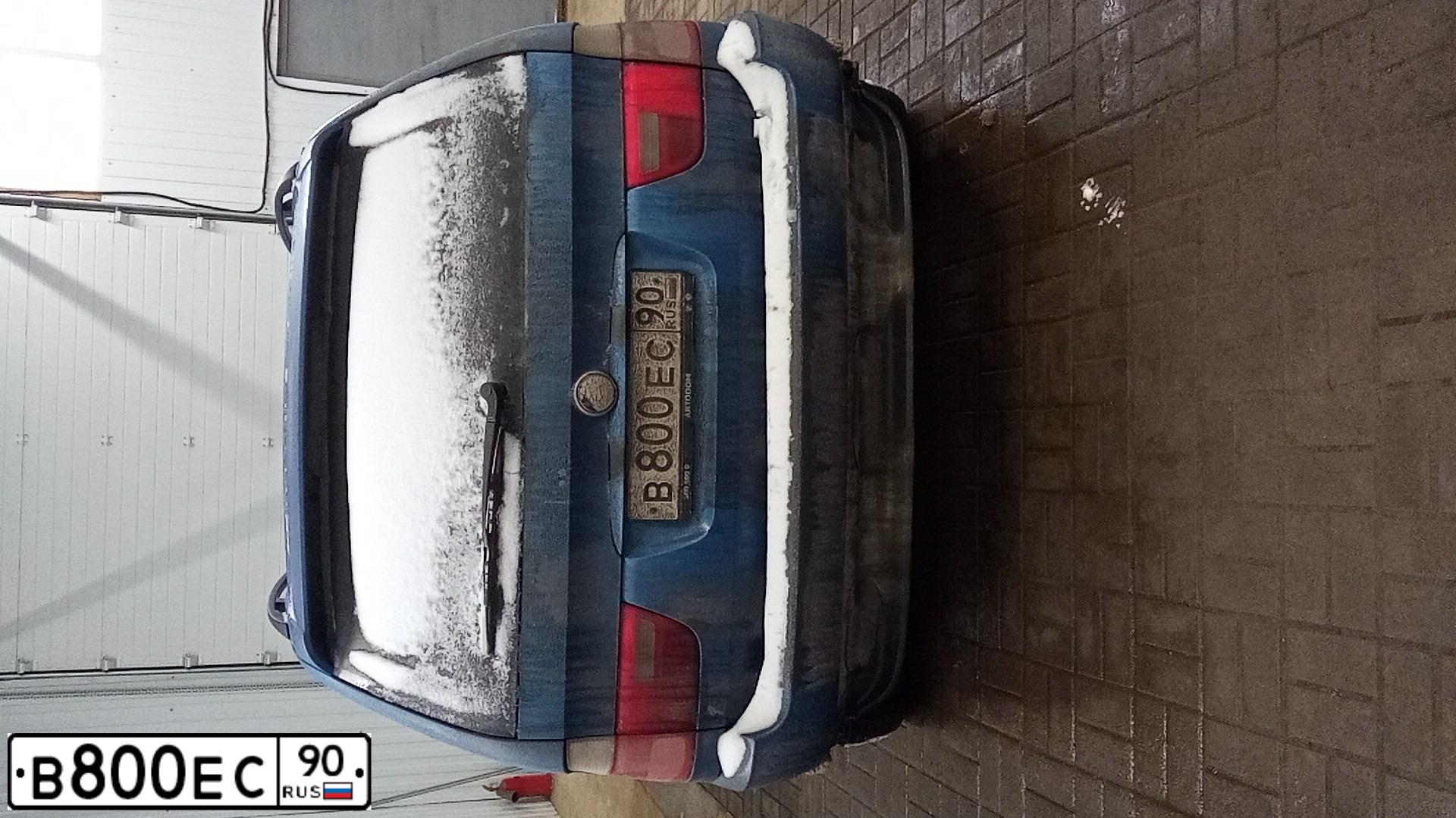 Фото автомобиля BMW X5, 2003 — госномер У800ВС150. Цвет: СИНИЙ СВЕТЛЫЙ