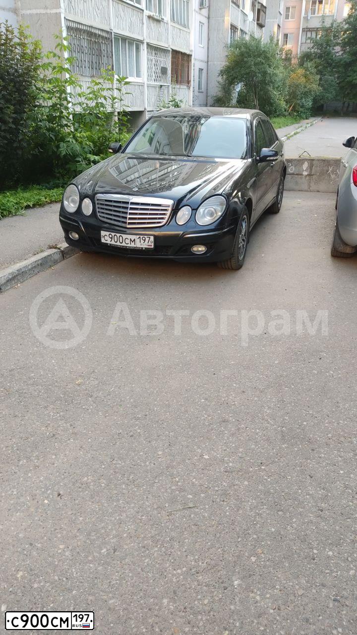 Фото автомобиля MERCEDES E-KLASSE, 2008 — госномер С900СМ197. Цвет: ЧЕРНЫЙ